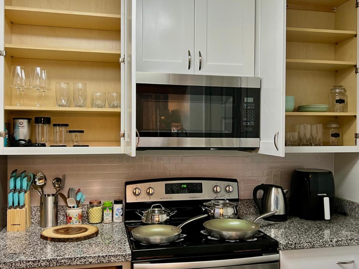 Lovely Comfort Uptown Condo For Houston Trip. Exterior photo
